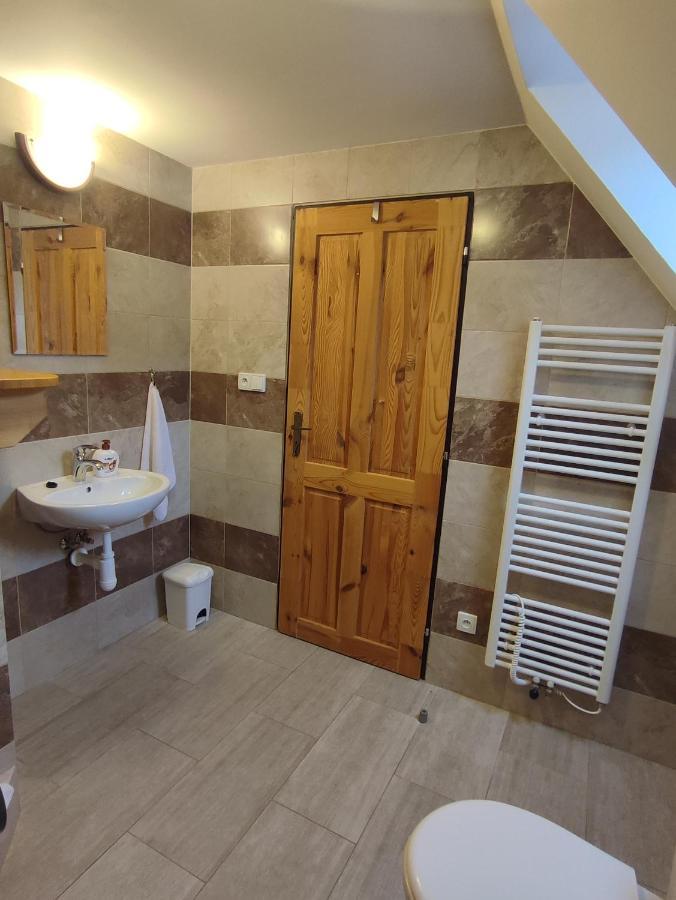 Stárkov Apartmany Pod Vysakem מראה חיצוני תמונה